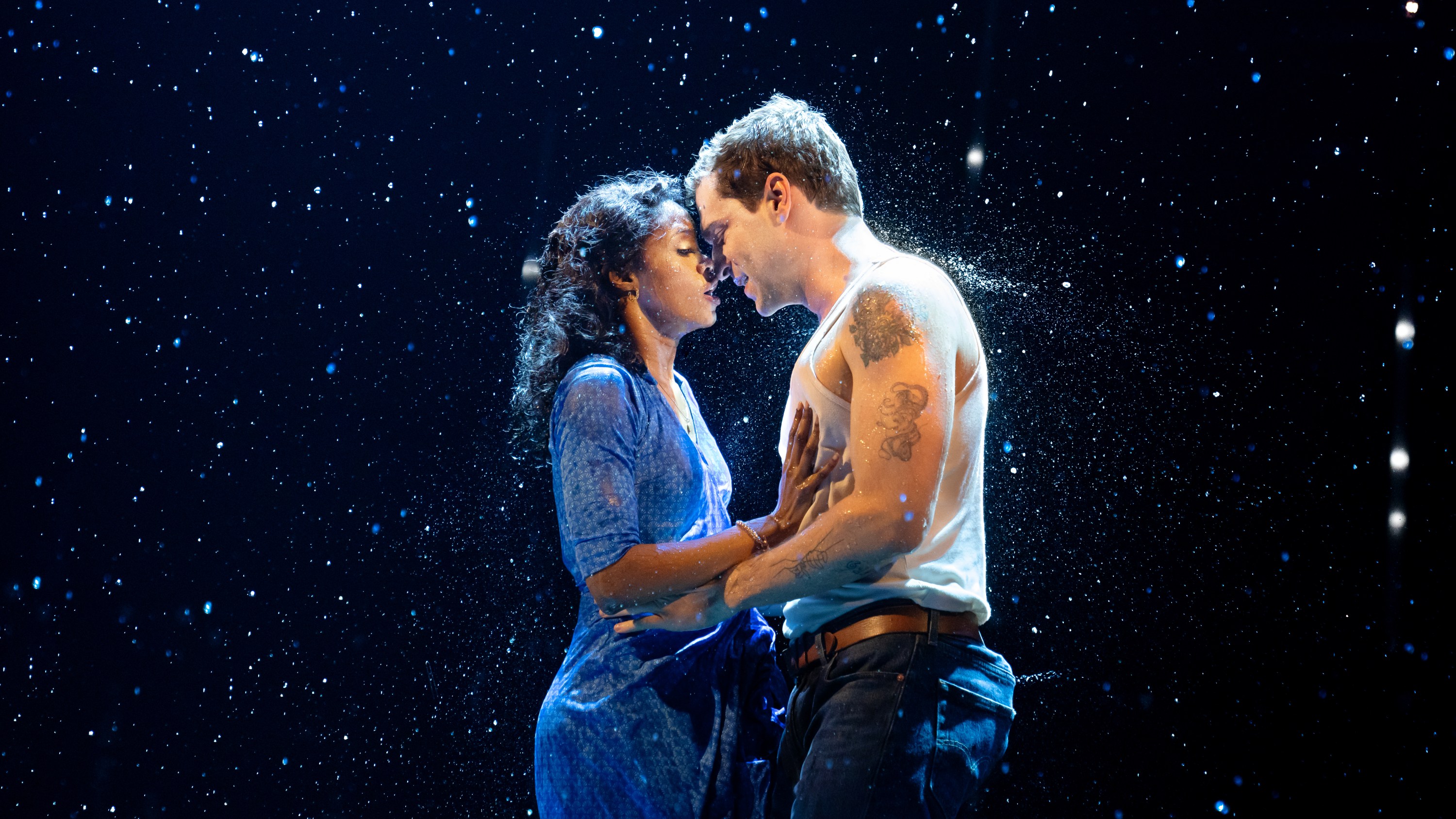 Photo of main couple from the Broadway production of 'The Notebook'