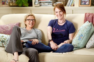 THE KIDS ARE ALL RIGHT, from left: Annette Bening, Julianne Moore, 2010. ph: Suzanne Tenner/©Focus Features/Courtesy Everett Collection