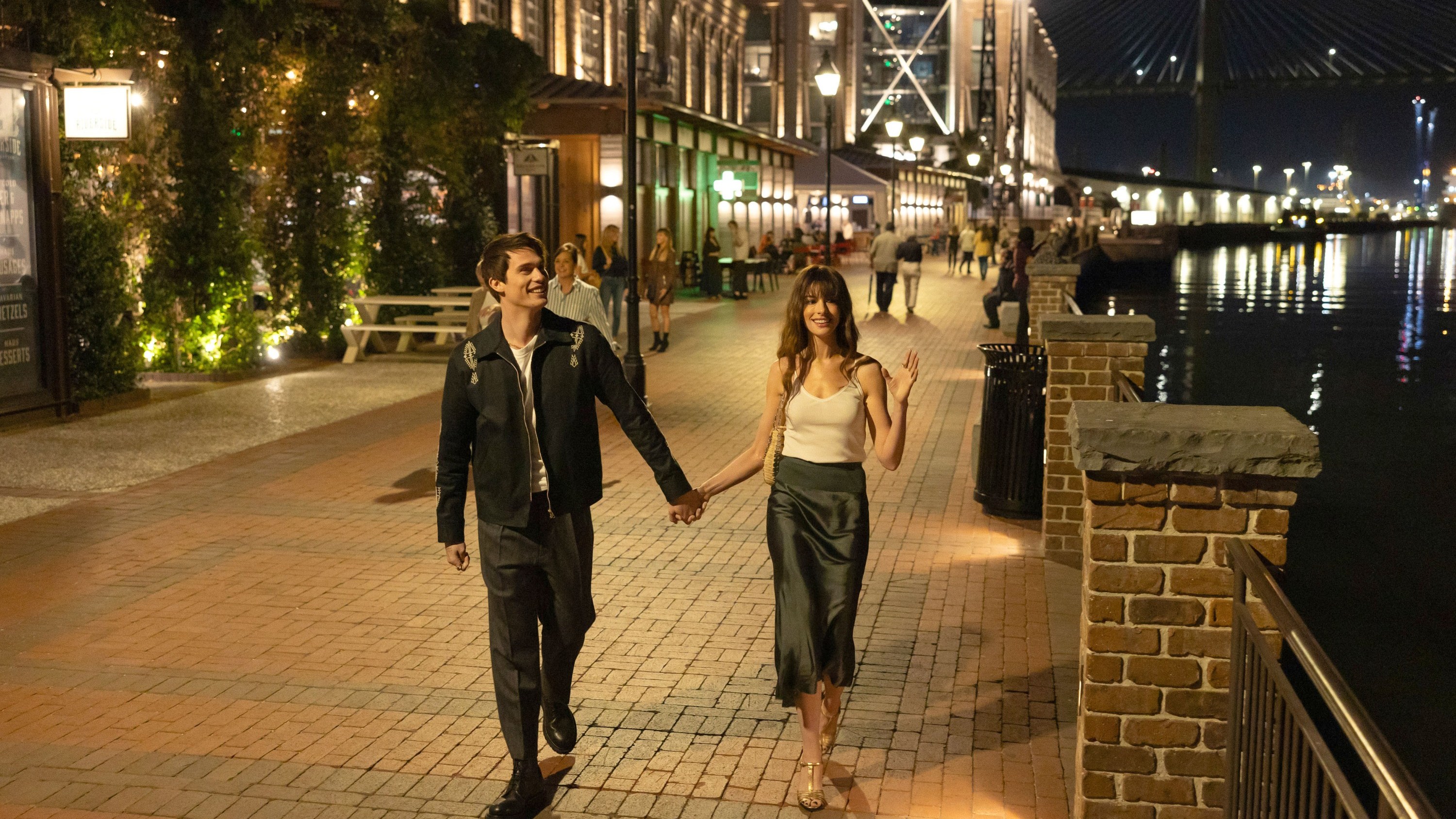 'THE IDEA OF YOU', from left: Nicholas Galitzine, Anne Hathaway, 2024. ph: Alisha Wetherill /©Amazon Prime /Courtesy Everett Collection